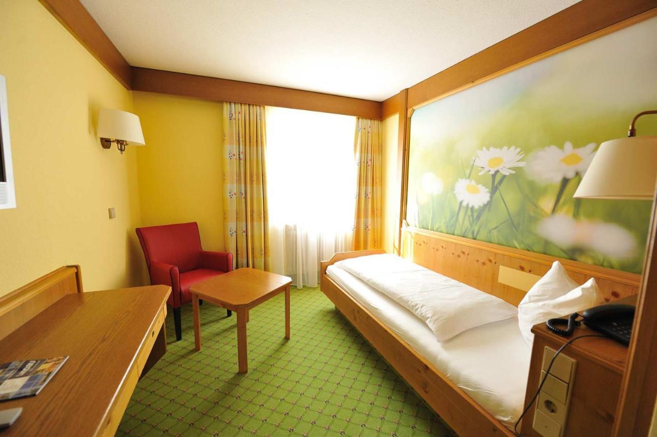 Hotel Gasthof Stift Lindau  Bagian luar foto